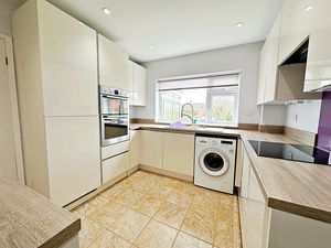 Kitchen- click for photo gallery